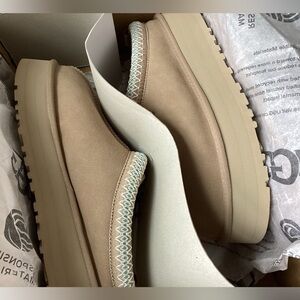 Ugg Tazz-Sand